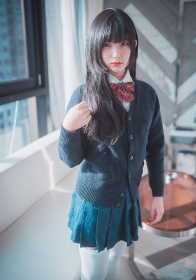 年轻老师的滋味4伦理