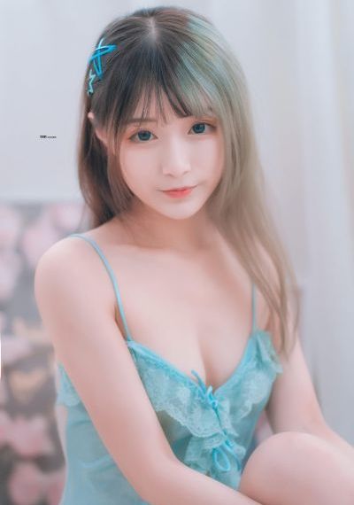 女被c黄扒衣服漫画