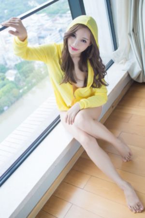 《年轻的女仆》在线观看