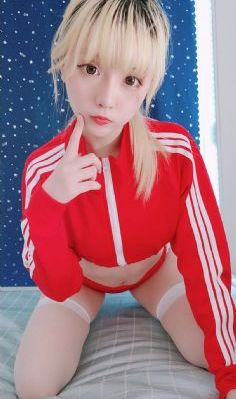 护士献身取精hd在线观看