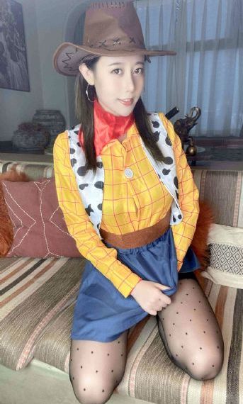 异国女人在巴黎免费观看完整版