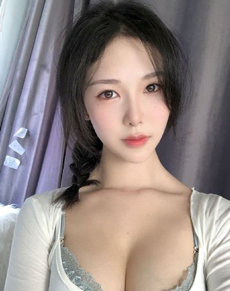 李思思一级毛片