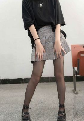 我的年轻漂亮老师高清