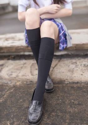 处女朱莉