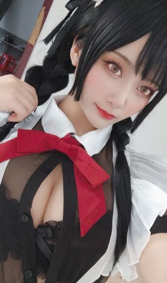 御津井芭华