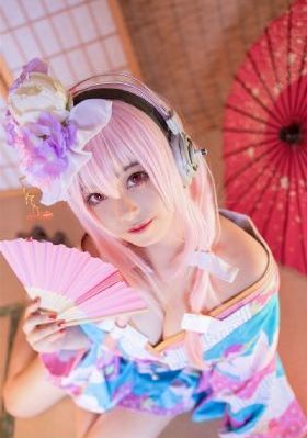 处女朱莉